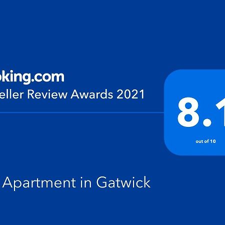 Lux Apartment In Gatwick Crawley  Buitenkant foto
