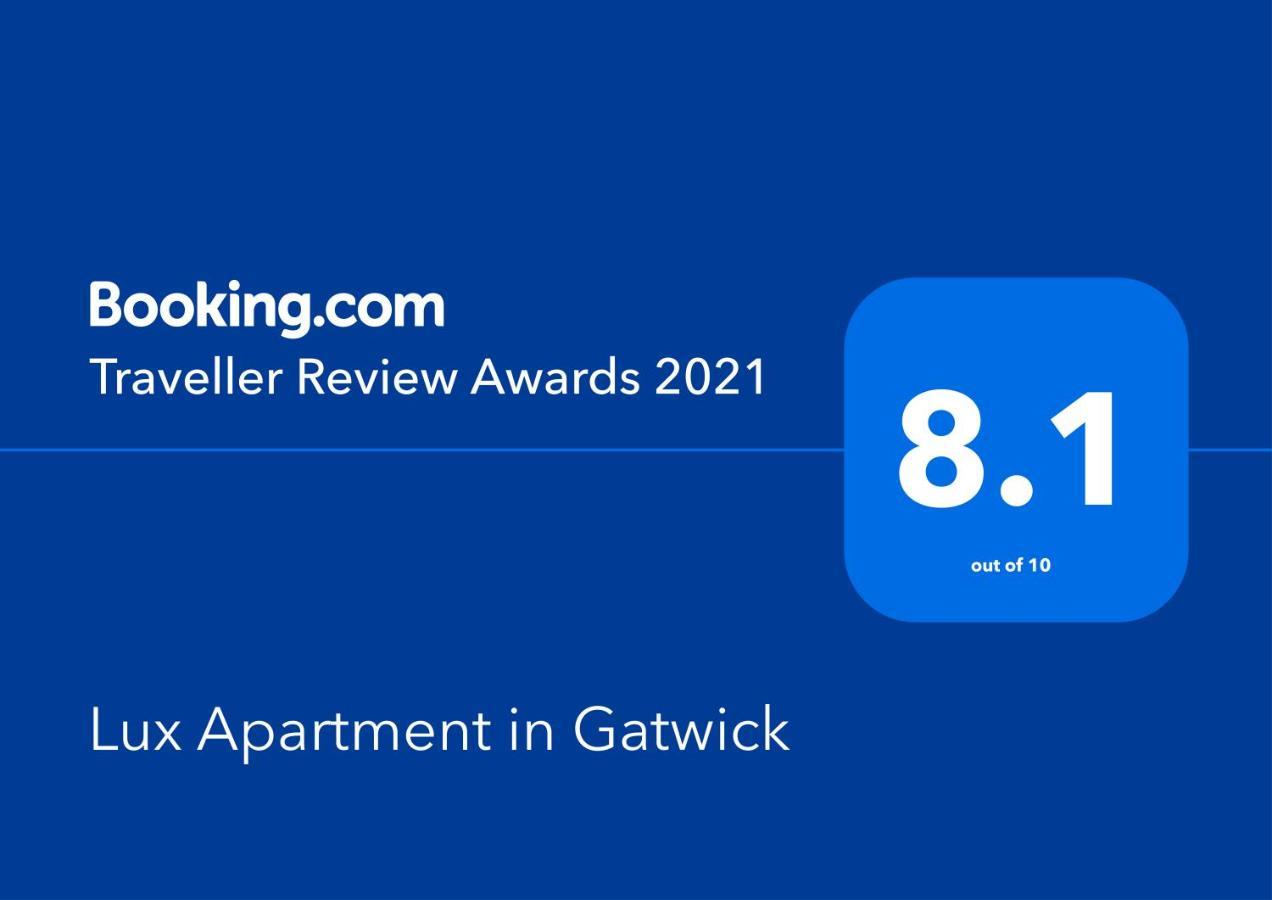 Lux Apartment In Gatwick Crawley  Buitenkant foto